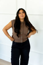 Load image into Gallery viewer, Aubrey knit Vest
