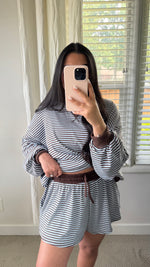 Load image into Gallery viewer, Summer Stripes Shorts
