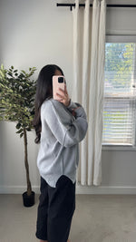 Load image into Gallery viewer, Chelsie Sweater / Heather Gray

