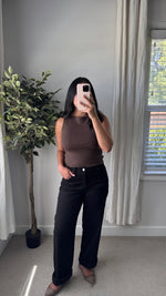 Load image into Gallery viewer, Aspen Sweater Top / Brown
