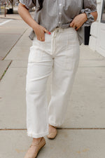 Load image into Gallery viewer, Hazel Barrel Cargo Pants / White
