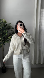 Load image into Gallery viewer, Sandstone Zip
