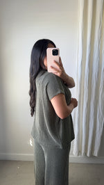 Load image into Gallery viewer, Lena Ribbed Set / Olive
