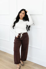 Load image into Gallery viewer, Hazel Barrel Cargo Pants / Brown
