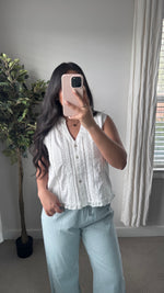 Load image into Gallery viewer, Blossom Trim Button-Up

