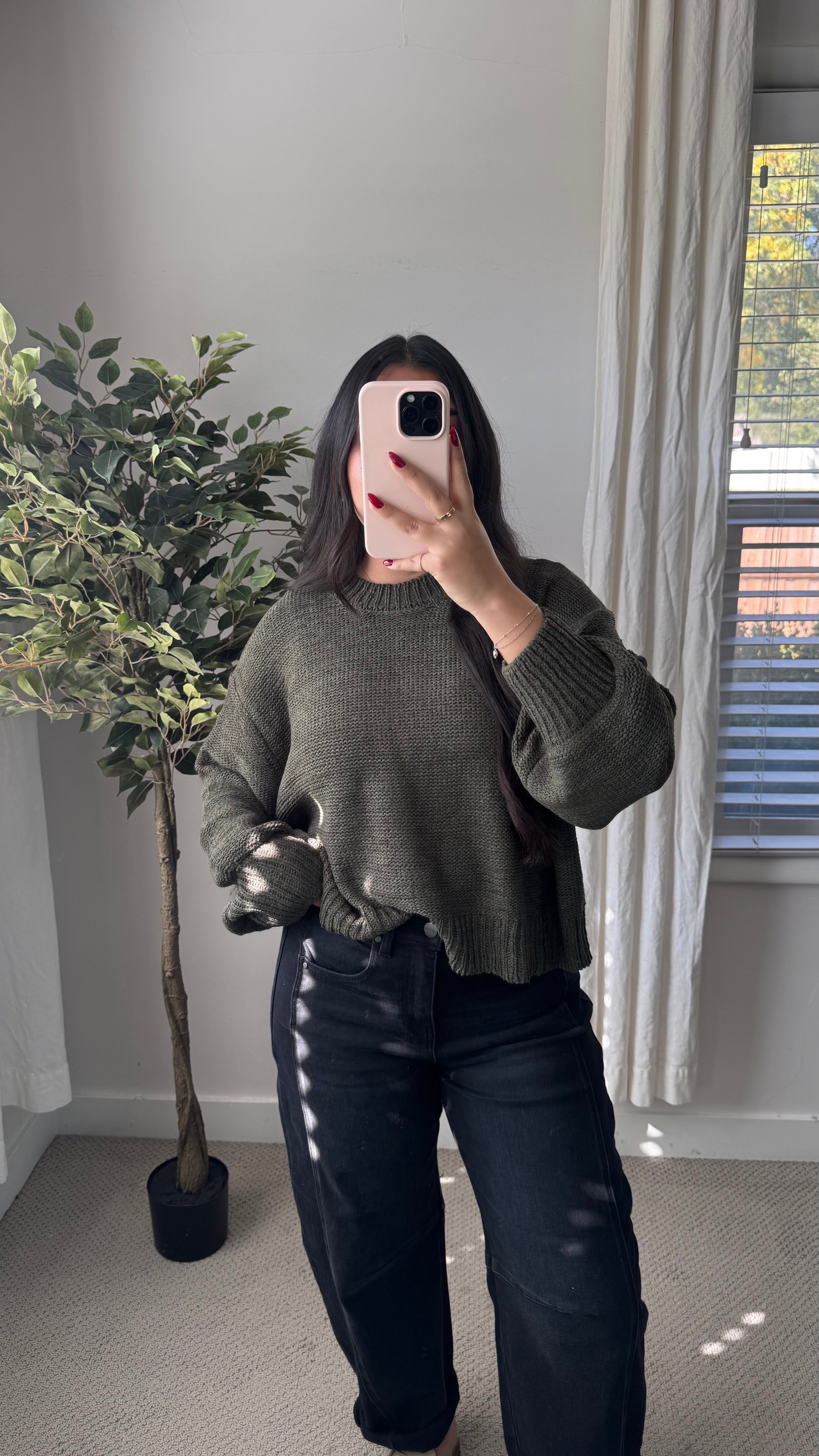 Marlow Sweater / Dark Olive