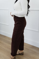 Load image into Gallery viewer, Hazel Barrel Cargo Pants / Brown
