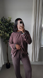 Load image into Gallery viewer, Cabin Striped Set
