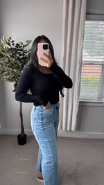 Load image into Gallery viewer, Daydream Barrel Jeans
