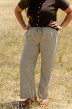Load image into Gallery viewer, Must have Knit Pants / Olive

