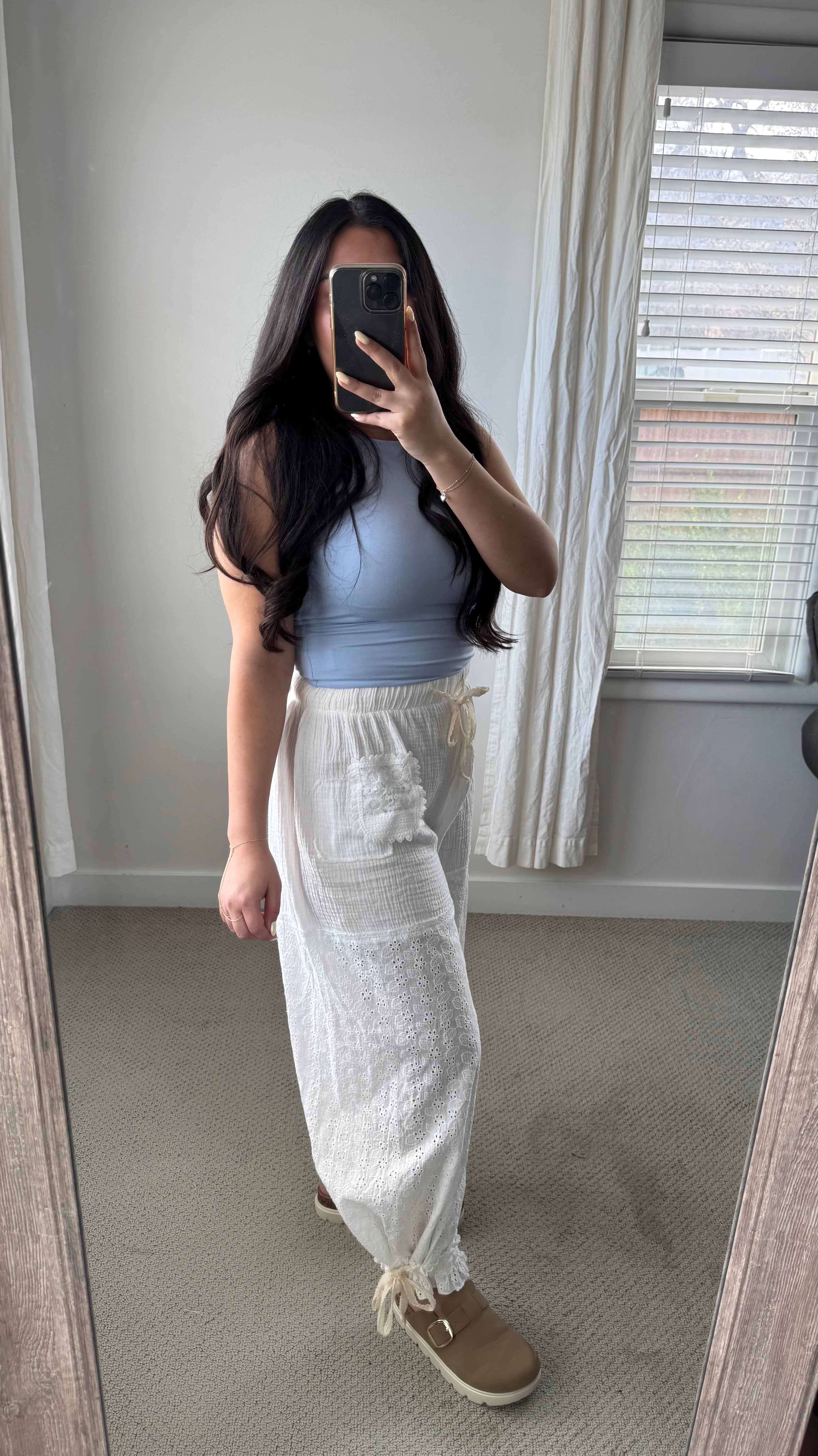 Magnolia joggers