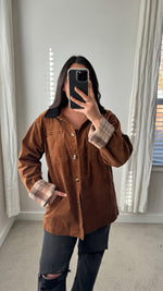 Load image into Gallery viewer, Corduroy Barn Jacket / Camel *RESTOCKED*
