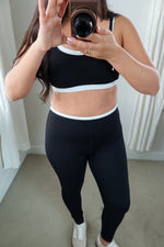 Load image into Gallery viewer, Contrast Leggings / Black
