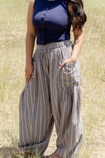 Load image into Gallery viewer, Weekend Escape Pants
