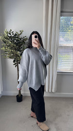 Load image into Gallery viewer, Chelsie Sweater / Heather Gray
