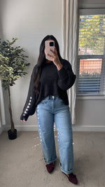 Load image into Gallery viewer, Marlow Sweater / Dark Gray
