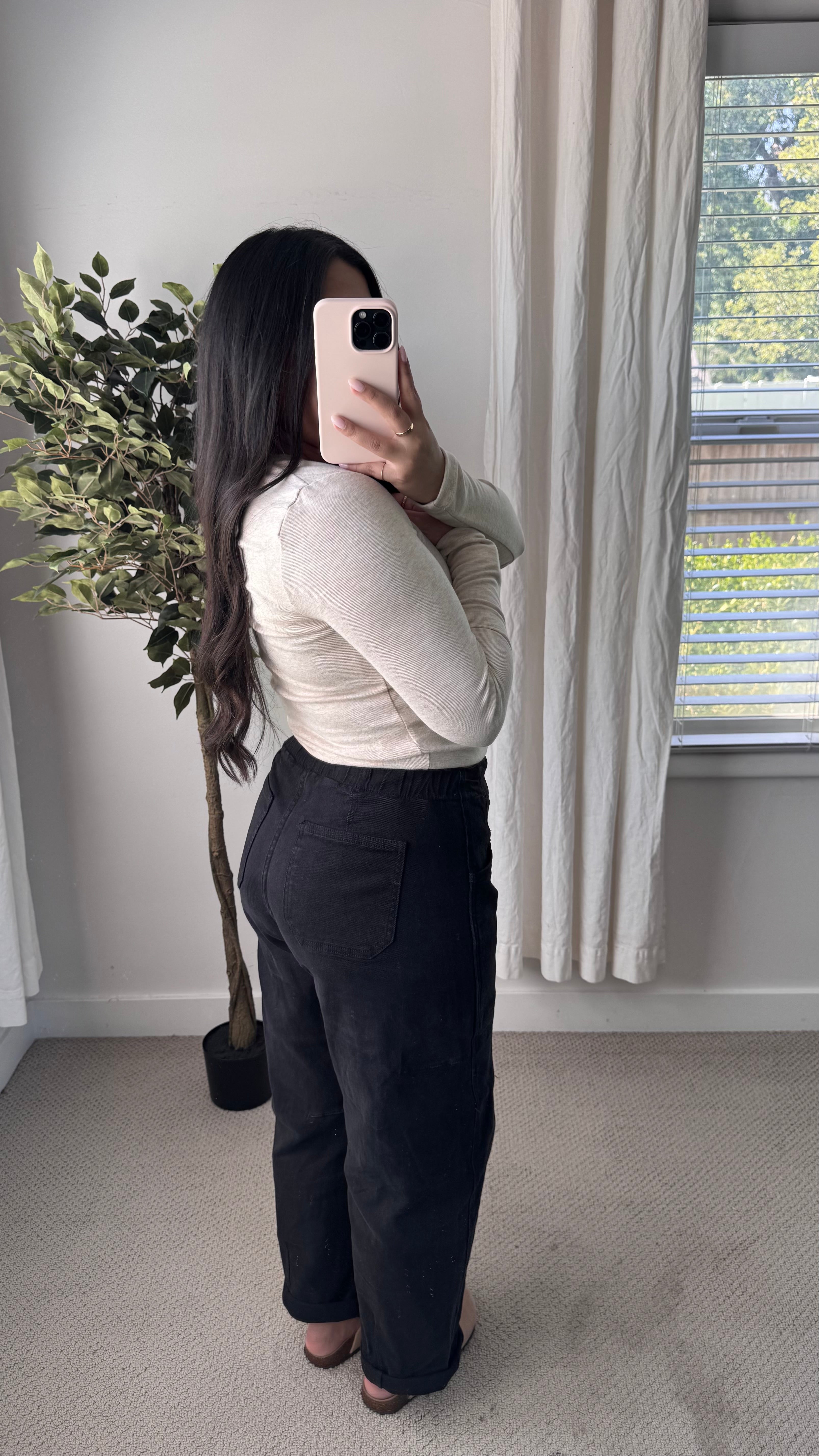 Hazel Barrel Cargo Pants / Black